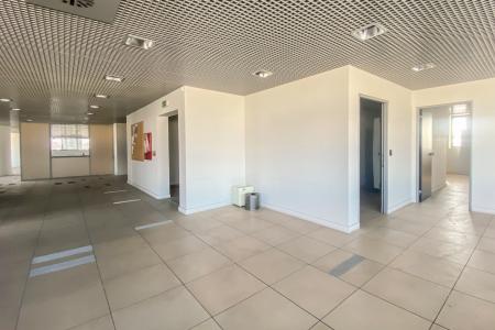 Επαγγελματικό κτήριο 1.720 τ.μ προς ενοικίαση, Μεταμόρφωση