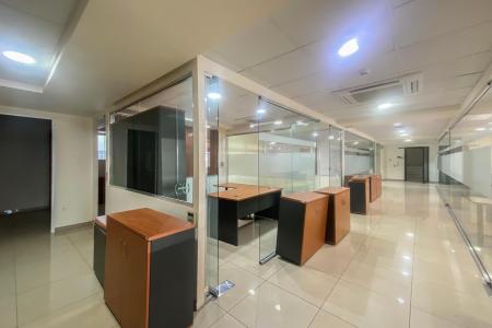 Πειραιάς, γραφεία 1.400 τ.μ προς ενοικίαση