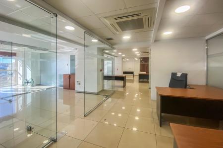 Πειραιάς, γραφεία 1.400 τ.μ προς ενοικίαση