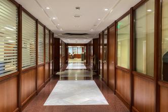 Κέντρο Αθήνας, μισθωμένο γραφείο 958 τ.μ με απόδοση 6%