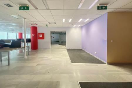 Νέο Φάληρο, γραφεία 1.200 τ.μ προς ενοικίαση