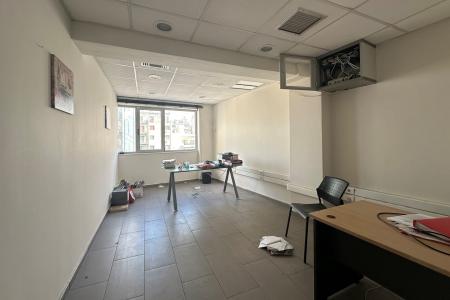 Αθήνα κέντρο, κτήριο 2.280 τ.μ προς ενοικίαση