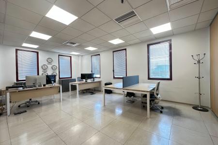 Άλιμος, γραφεία 1.050 τ.μ προς ενοικίαση