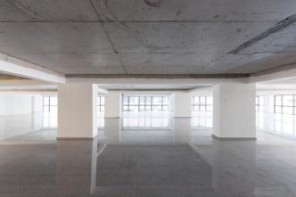 Πειραιάς γραφεία 1.950 τμ, προς ενοικίαση