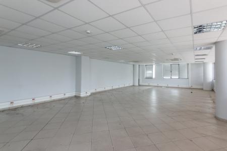 Αγία Παρασκευή κτίριο 8.270 τ.μ προς ενοικίαση