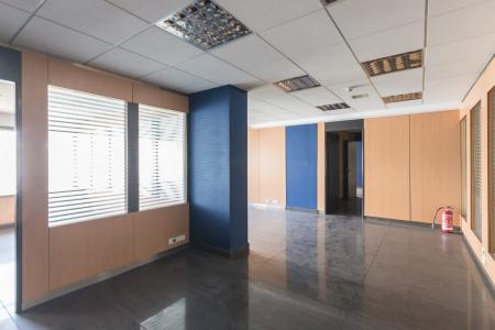 Αθήνα κέντρο γραφείο 1.300 τ.μ προς ενοικίαση