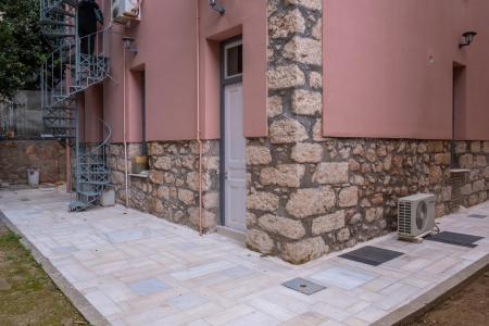 Διατηρητέα μονοκατοικία 803 τ.μ πωλείται στην Κυψέλη