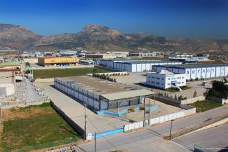 Ασπρόπυργος εμπορική αποθήκη 1.800 τ.μ προς ενοικίαση