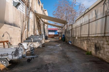 Βιομηχανικό κτίριο 1.680 τ.μ προς ενοικίαση, Περιστέρι
