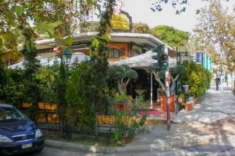 Κηφισιά κατάστημα προβολής 121 τμ προς πώληση