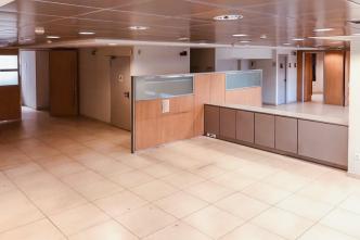 Κέντρο Αθήνας, κτίριο γραφείων 2.736 τ.μ ενοικιάζεται