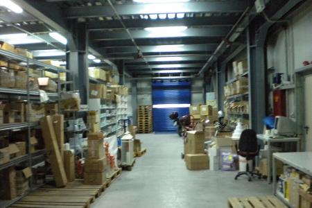 Μάνδρα βιομηχανική αποθήκη 3.300 τμ προς ενοικίαση